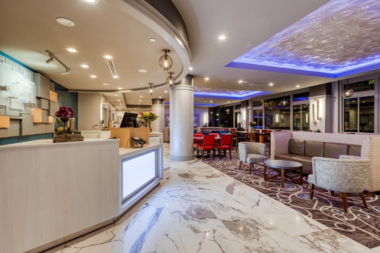 Holiday Inn Express - Kansas City Downtown By Ihg Exterior foto